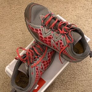 New Balance Women's Pink and Gray Athletic Shoes